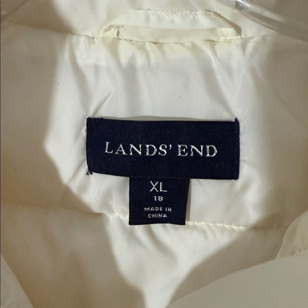 Lands' End Cream Puffer Vest - never worn, Size XL - Picture 2 of 4